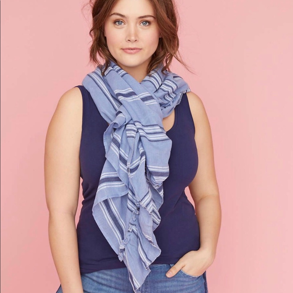 Lane Bryant 2 in 1 vest and scarf